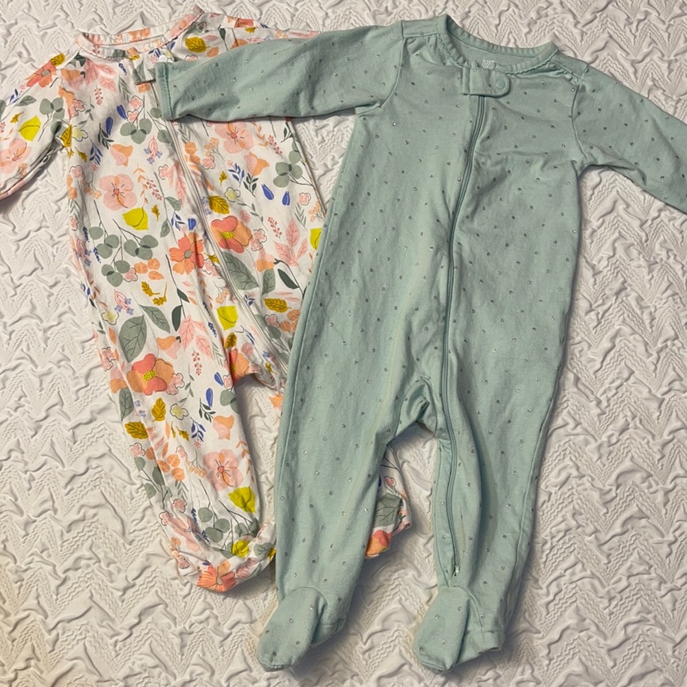 2 pajamas- never worn - washed